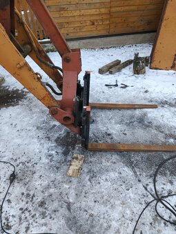 Hon, Zetor, nakladač - 3