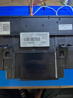 Budíky VW Golf V GTI 1K6920860E - 3