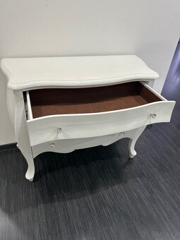 Komoda - baroko styl, lesklá bílá - 3