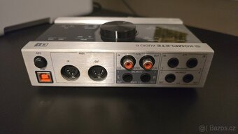 Komplete Audio 6 zvuková karta - 3