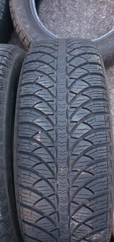 Pneu 165/65 R14 - 3