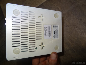 MikroTik Cloud Router Switch CRS106-1C-5S 5x SFP + 1x Combo - 3