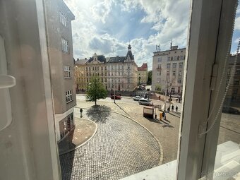 Pronájem 2+1,90m2s balkonem v centru města Olomouce - 3