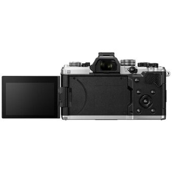 Olympus OM-D mark III + objektiv M.Zuiko 14-42 f/3.5 -5,6 II - 3