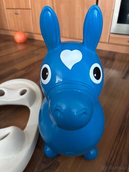 Houpací a skákací koník Rody - 3