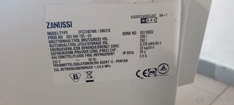 Mrazák Zanussi - 3