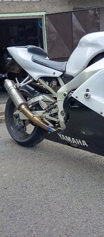 Yamaha YZF R1 110kw r.v.2002 - 3