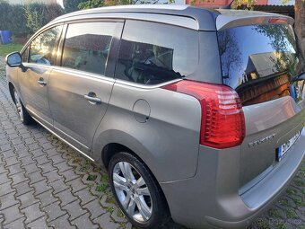 Peugeot 5008 - 3