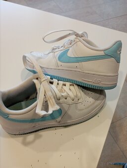 Nike - 3