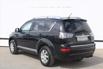 Mitsubishi Outlander 2.0 DI-D 4x4 7-MÍST 1.MAJ. ČR (2009) - 3
