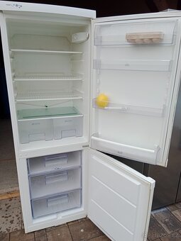 Lednice s mrazakem Zanussi - 3