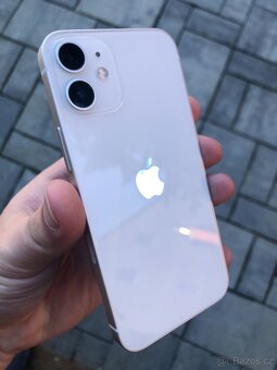 iPhone 12 Mini 64Gb v zachovalkém stavu, white - 3
