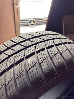 Barum Polaris 5 235/50 R19 - 3