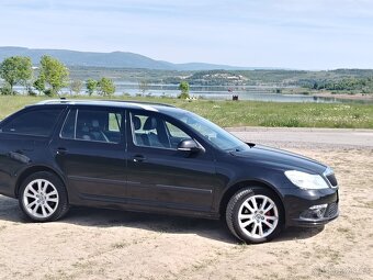 Škoda Octavia 2 paket RS - 3