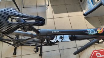 Trek Domane SL 5 - 3