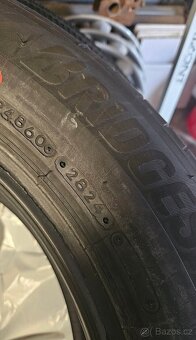 Letni pneu 215/60 r17 - 3