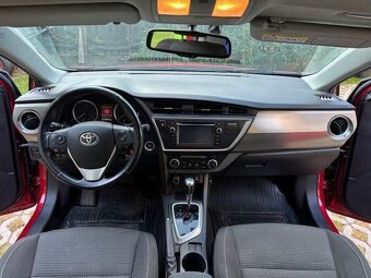 Prodám toyota auris TS 1.6 - rezervace do 2.7.2025 - 3
