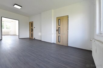 PRONÁJEM PĚKNÉHO, VELKÉHO BYTU 3+1, 76 M2, S LODŽIÍ, VE 2NP - 3