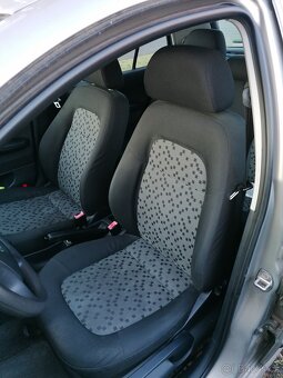 Škoda Fabia 1.2 r. 2006 STK 8/26 155000 km - 3