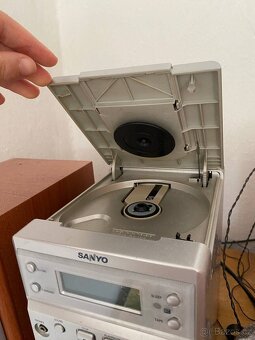 Audio minisystém Sanyo DC-DA 1400 M CD - 3