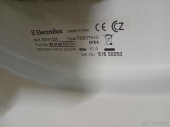 Pračka Elektrolux 5,5kg - 3