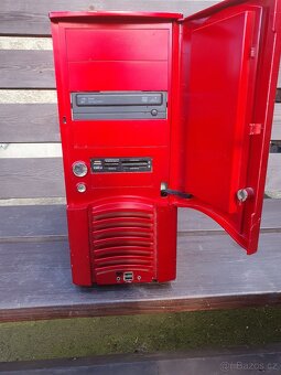 Pc skříň + 2xmonitor - 3