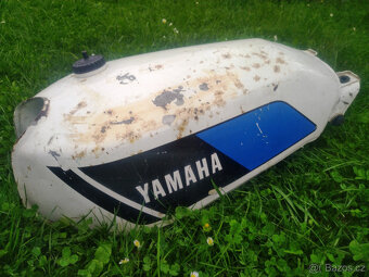 Nádrž Yamaha DT 250, Yamaha DT 400 - 3