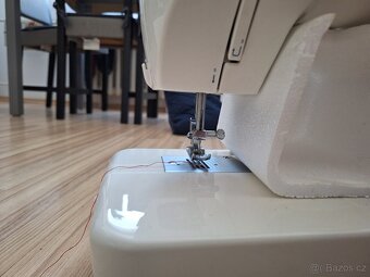 Šicí stroj Singer 8280 - 3