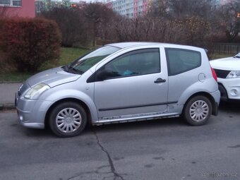 Pozor číst celéProdám Citroen C2 - 3
