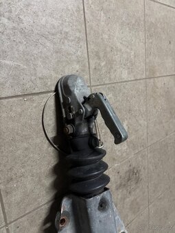 Nájezdová brzda KNOTT KF30 - 3