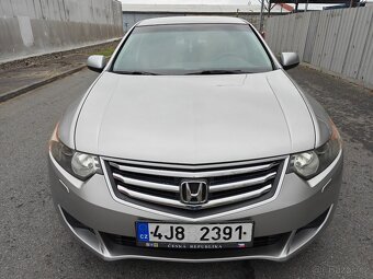 Honda Accord 2.0 115 kW i-VTEC 2009 benzín - 3