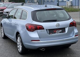 Opel Astra Sport Tourer Cosmo 1.4T LPG manuál 103 kw - 3