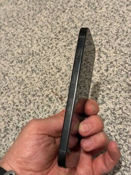 iPhone 16 Pro 128 GB Black Titanium 100% baterie - 3