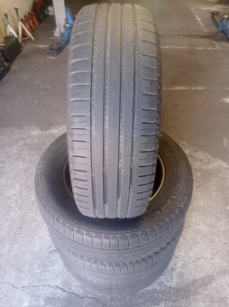 Pneu SUV 225/65 R17 - 3