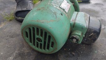 PRODÁM MOTOR STAV OK - 3