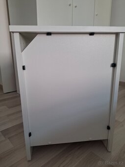 Nocni stolek Songesand Ikea - 3