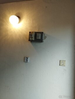 pronájem garáže Kolín cihelna - 2300 kč/měsíc - 3