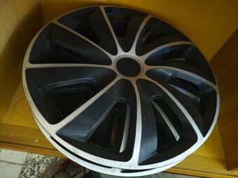 Zimní kola na I30 + poklice. R16 205 55 91H 5x114,3 ET50 - 3