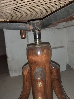 Otočná židle TON - 3