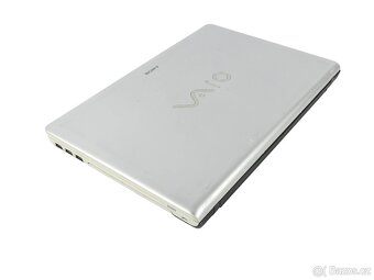 15,6" Sony vaio, 4gb ram, 500gb hdd, windows 7, dualcore - 3