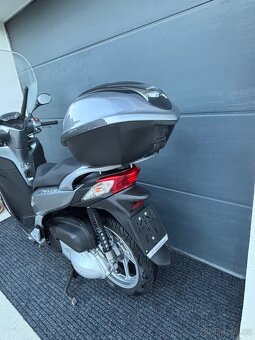 Honda SH 300i - 3