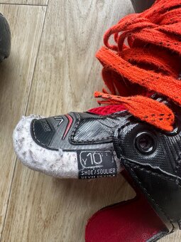 Dětské brusle Bauer X500, vel. 28, Y10, UK 10.5, šířka EE - 3