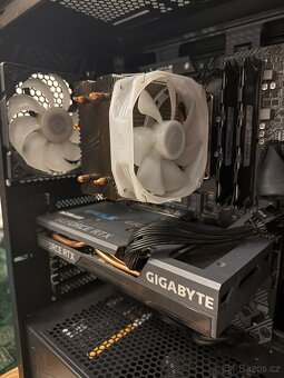 Vánoční nabídka  - Herní počítač HAL3000 + monitor - 3