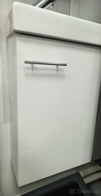 Koupelnová skříňka s umyvadlem 40 cm - 3