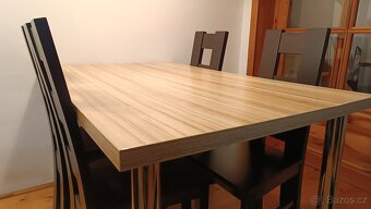 Jídelní stůl - 3