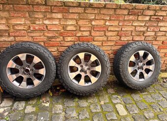 Sada alu kola r18 Jeep Wrangler 5kusů - 3