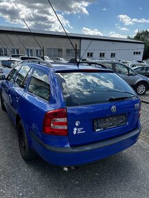 Škoda Octavia 2 na náhradní díly - 3