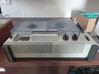 Prodám kotoučový magnetofon Tesla B70 - 3