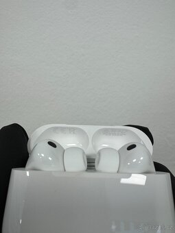 🎧 Apple AirPods Pro 3 - 3