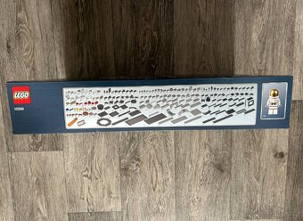 LEGO Creator 10266 Lunární modul - 3